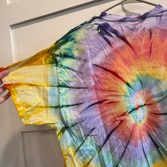 Gildan Purple and Red Tie-Dye T-Shirt - Picture 7 of 7